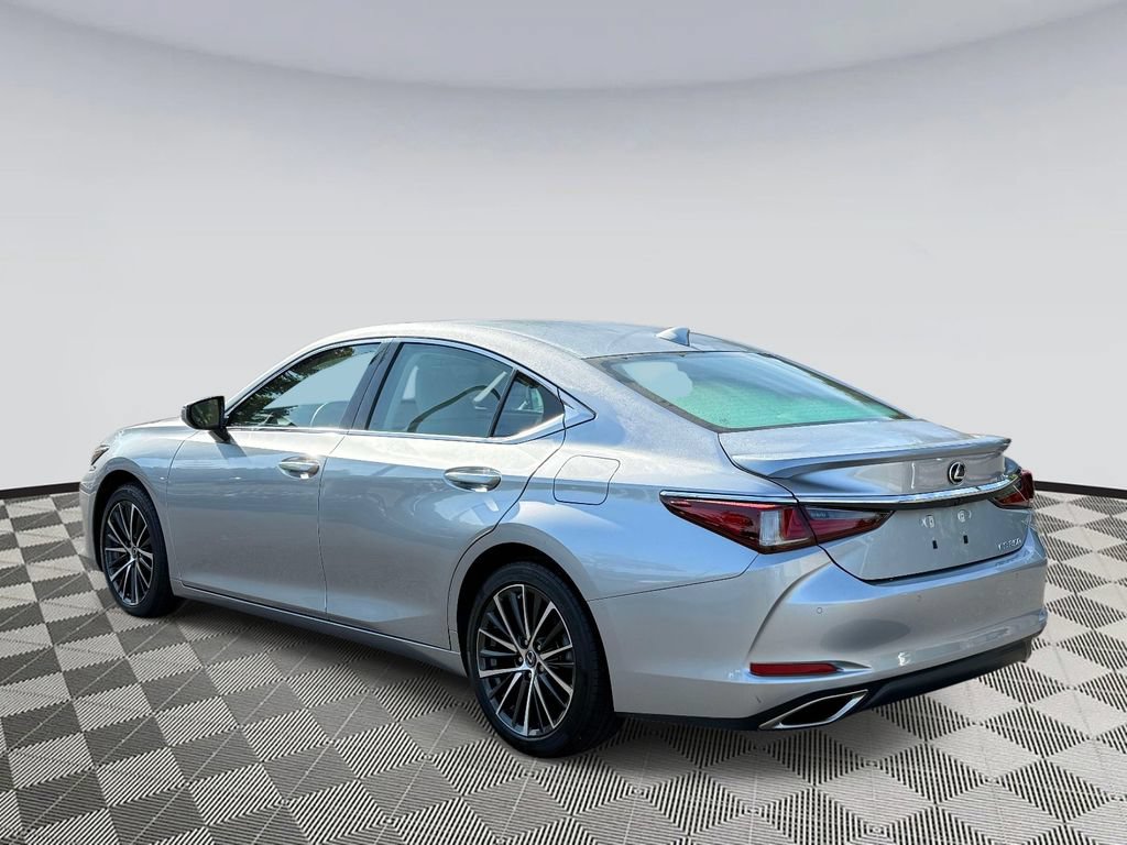 Used 2023 Lexus ES 350 w/ Premium Package FWD image 4