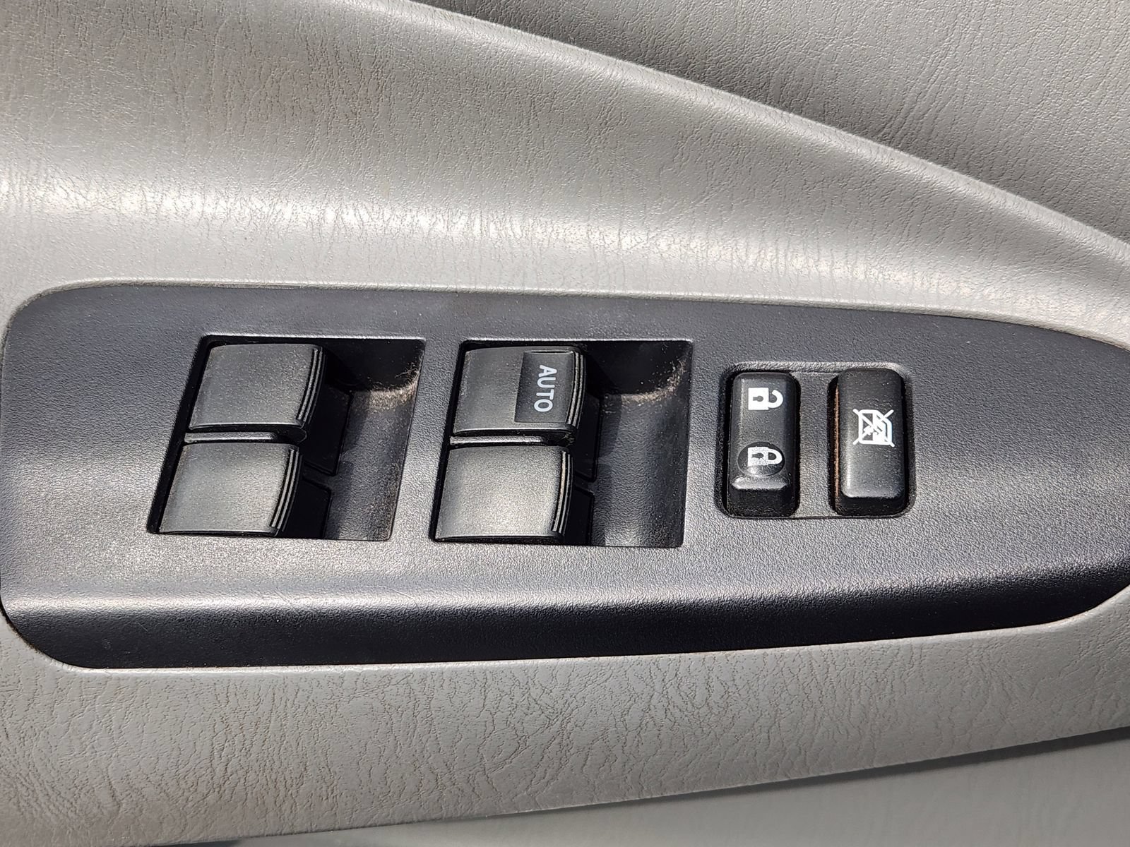 Used 2013 Toyota Tacoma PreRunner RWD image 26