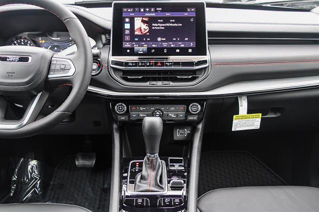 New 2026 Jeep Compass Trailhawk image 13