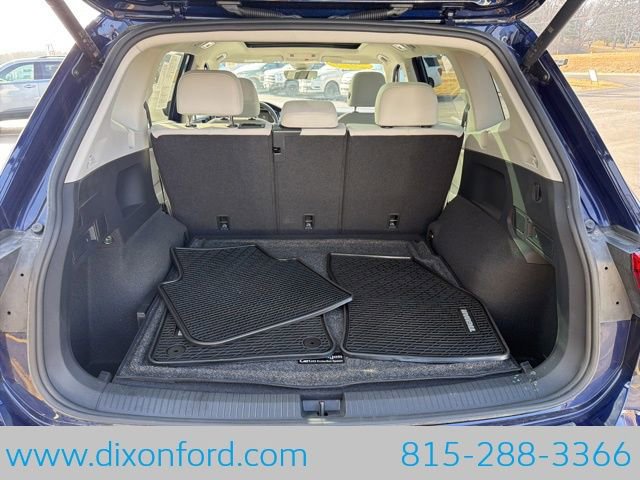 Used 2024 Volkswagen Tiguan SE image 25