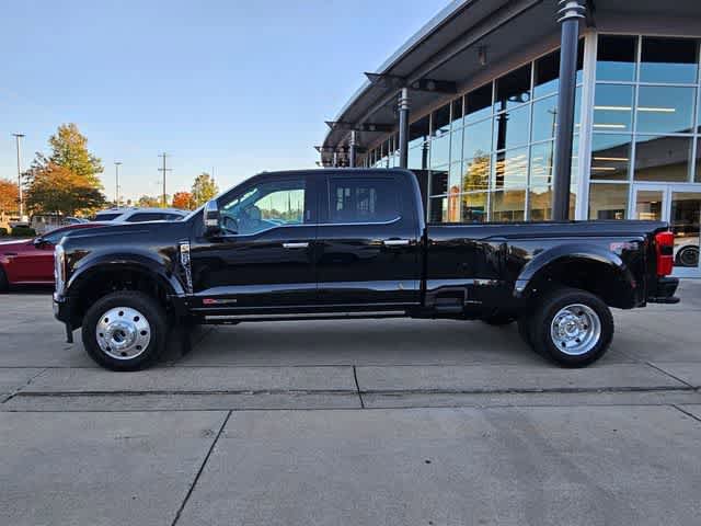 Used 2024 Ford F450 Limited w/ FX4 Off-Road Package image 5