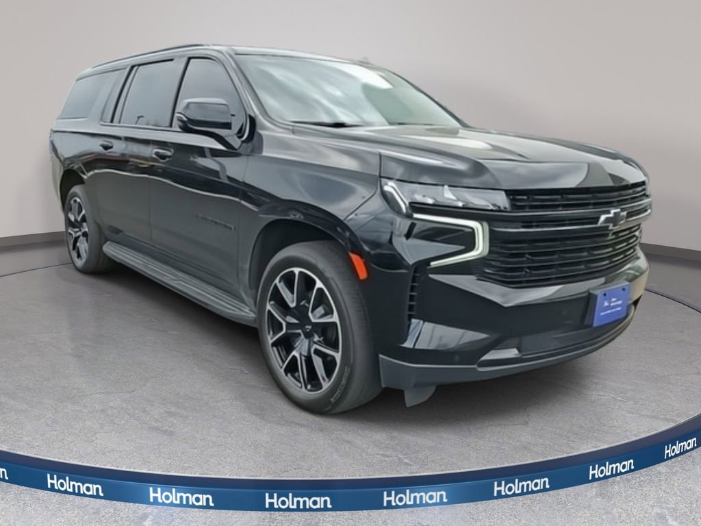 Used 2023 Chevrolet Suburban RST w/ Sport Performance Package image 3