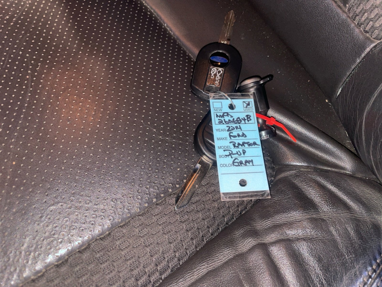 Used 2014 Ford F150 Raptor w/ Equipment Group 801A Luxury AWD/4WD image 33