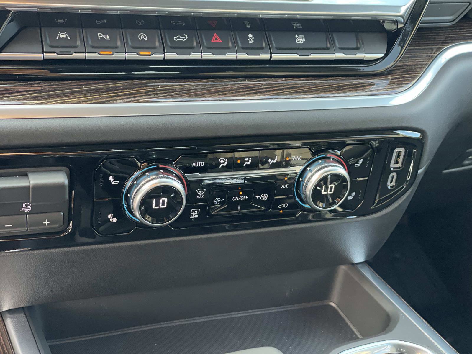 New 2026 GMC Sierra 1500 Elevation w/ Elevation Premium Package image 16