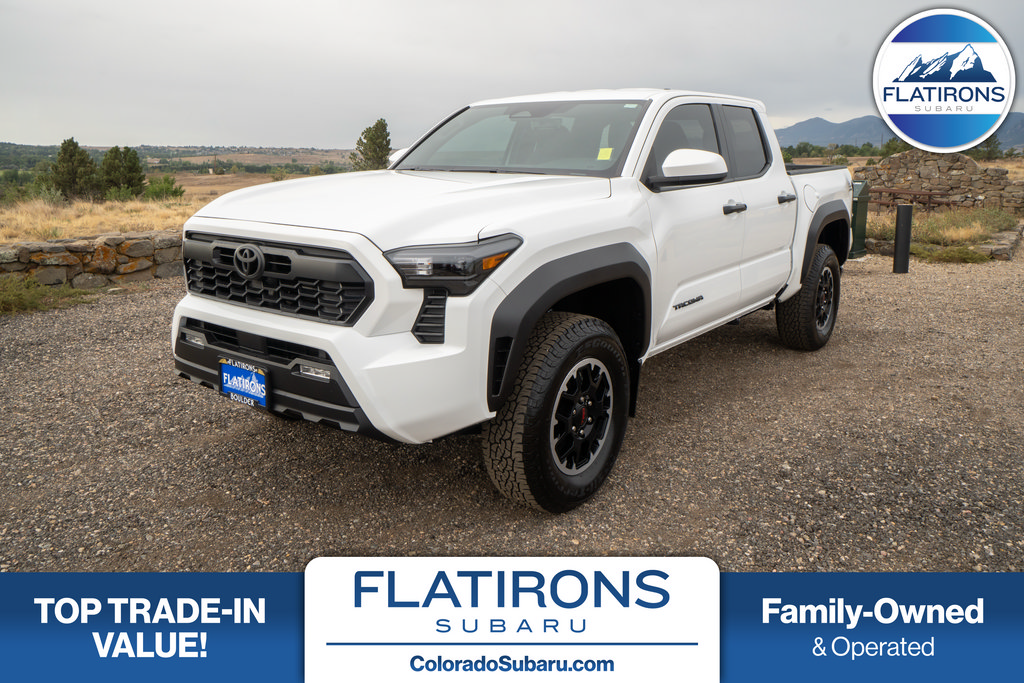 Used 2025 Toyota Tacoma TRD Off-Road AWD/4WD image 1