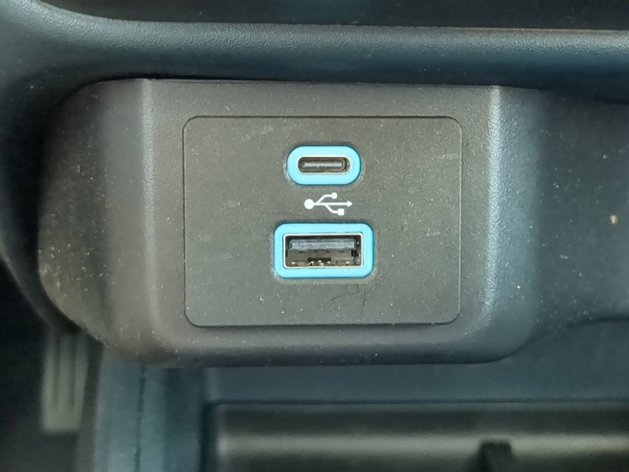 Certified 2024 Ford Maverick XL FWD image 19