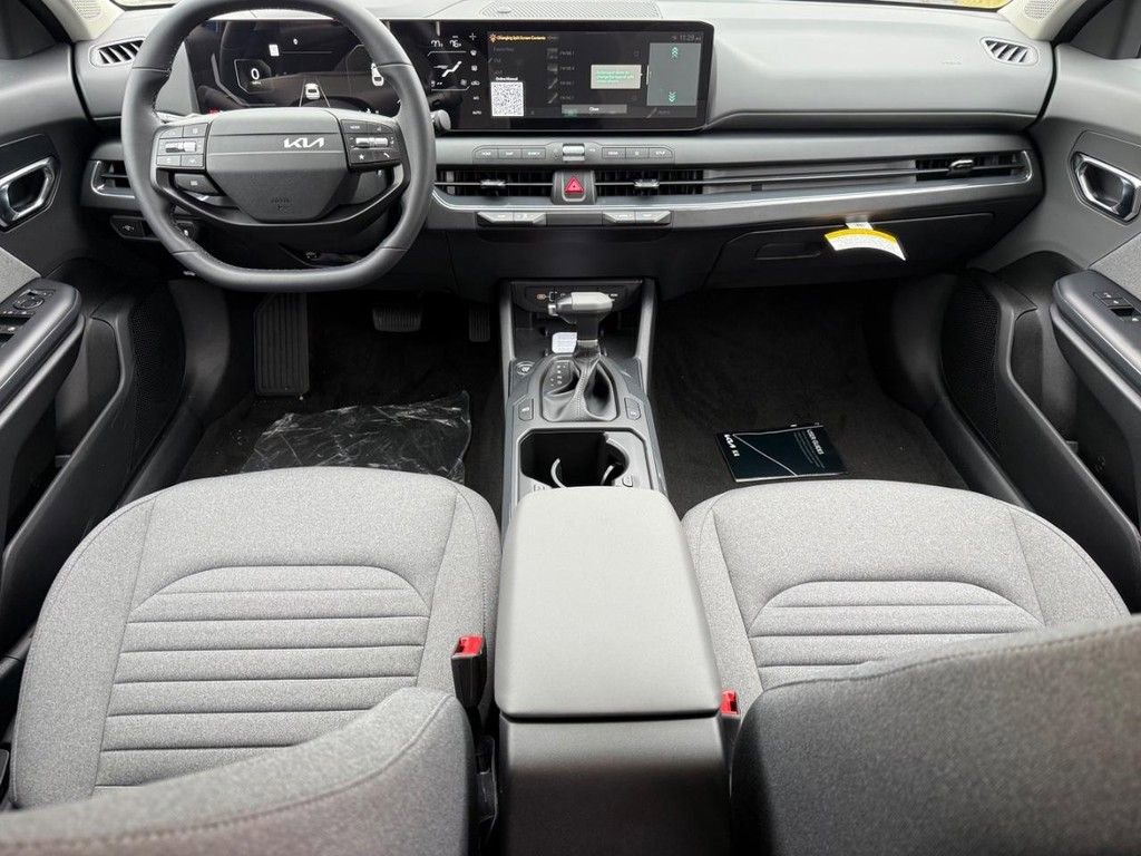 New 2025 Kia K4 EX image 7
