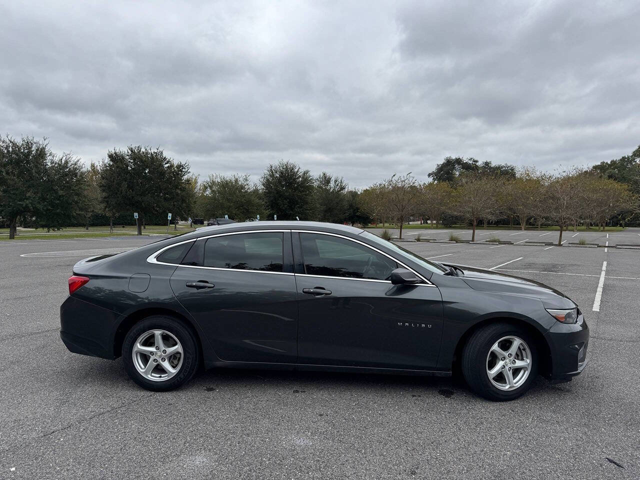 Used 2018 Chevrolet Malibu LS image 11