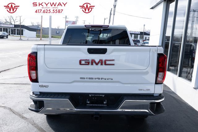Used 2025 GMC Sierra 1500 SLE image 3