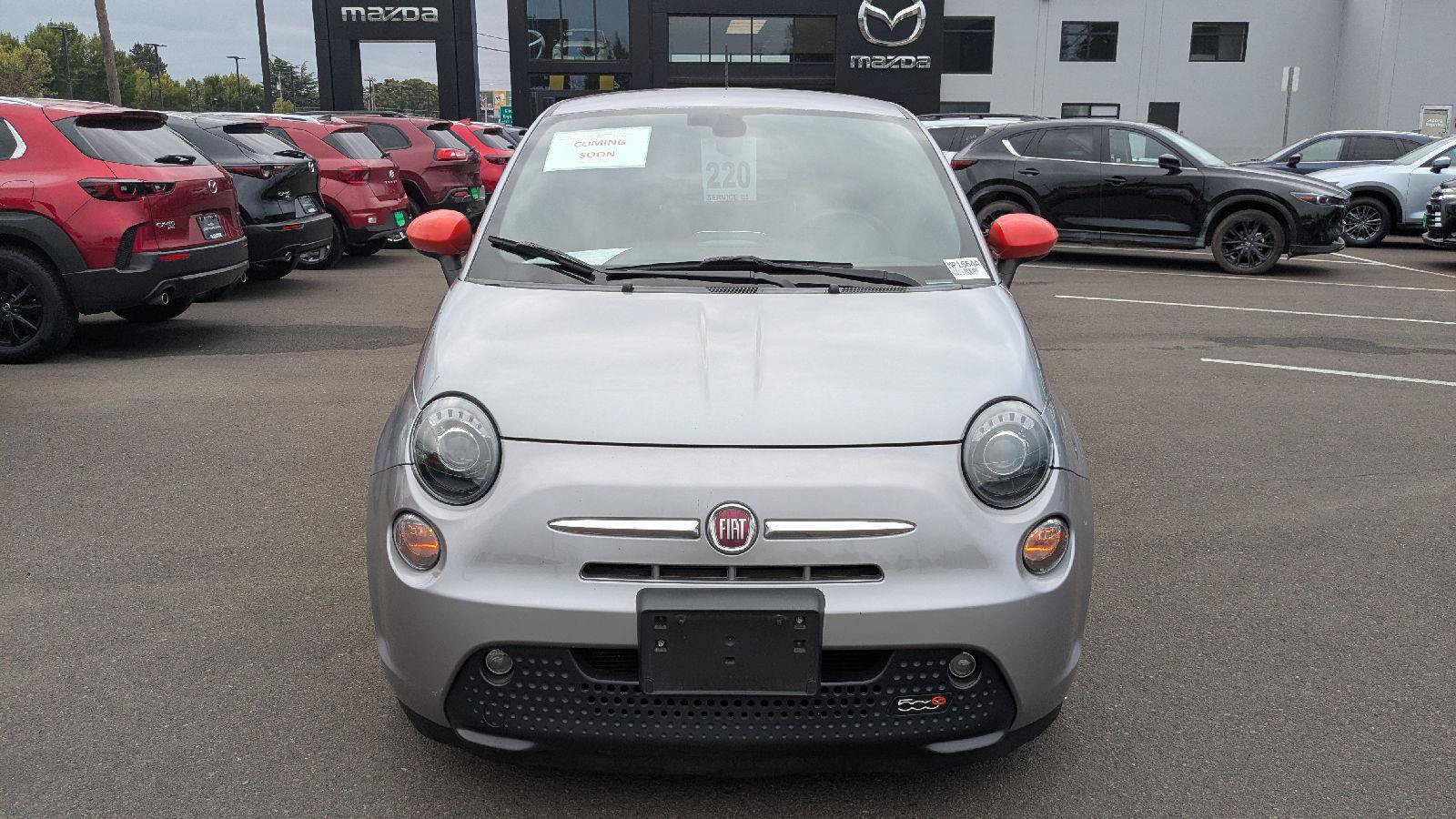Used 2018 FIAT 500 e w/ Esport Package FWD image 8