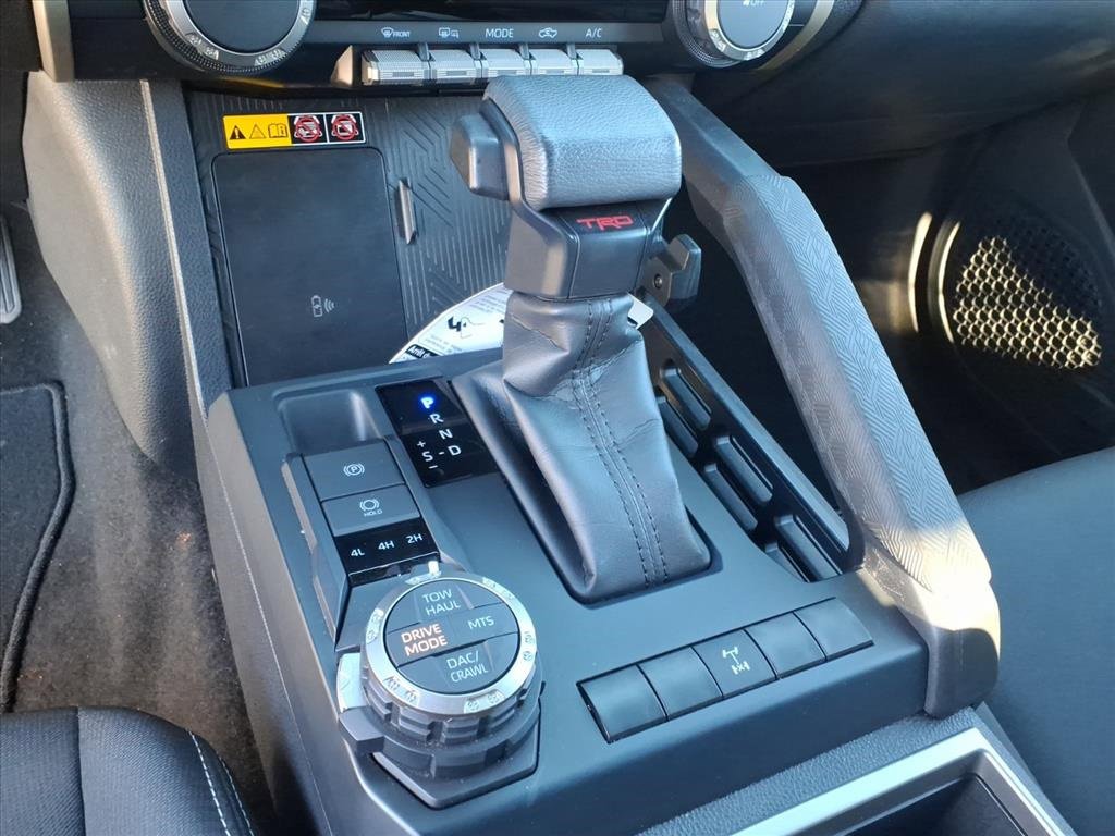 Used 2024 Toyota Tacoma TRD Off-Road image 14