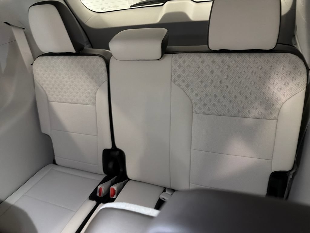 New 2026 GMC Acadia Denali w/ Super Cruise Package FWD image 13