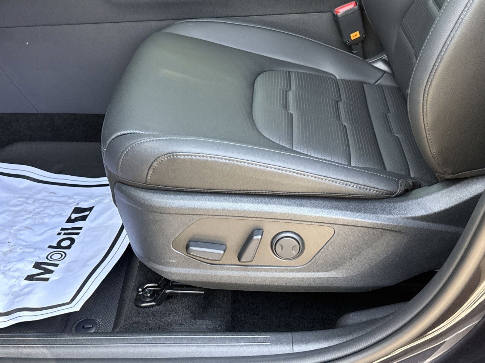 New 2026 Kia Sportage SX FWD image 19
