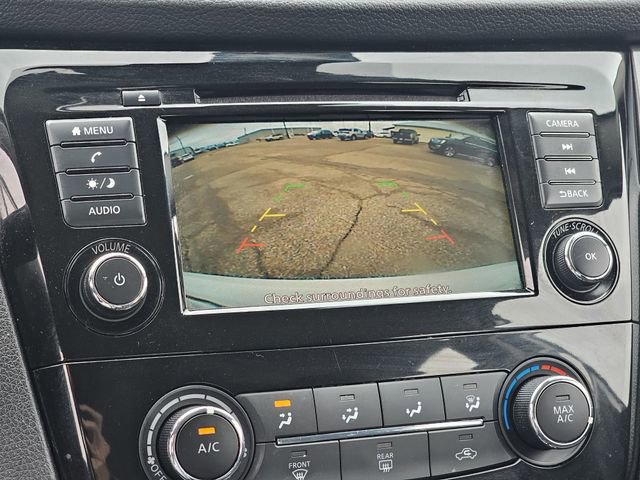 Used 2021 Nissan Rogue Sport S image 10