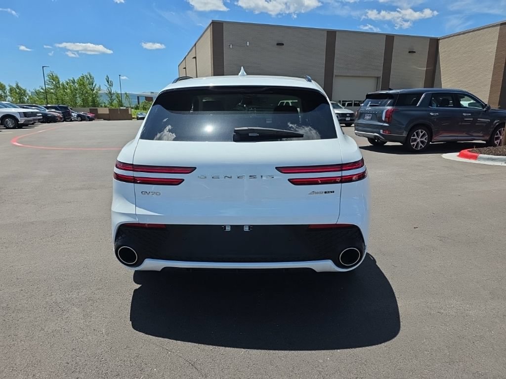 Used 2025 Genesis GV70 3.5T Sport w/ Sport Advanced Package AWD/4WD image 6