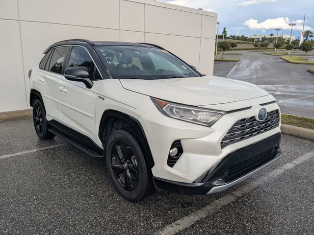 Used 2019 Toyota RAV4 XSE w/ XSE Weather Package AWD/4WD image 1