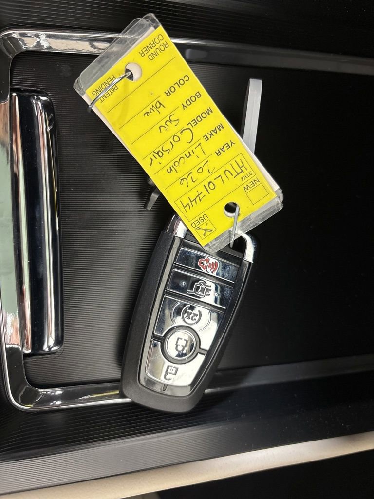 Used 2026 Lincoln Corsair Premiere image 30