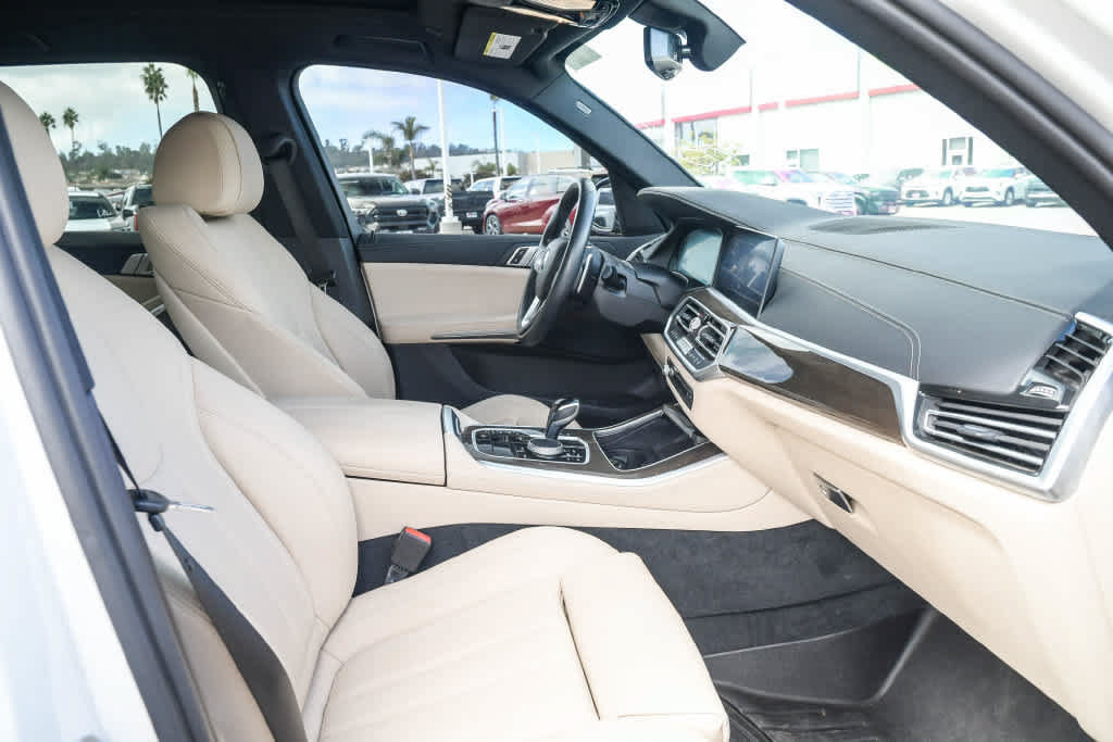 Used 2022 BMW X5 sDrive40i w/ Parking Assistance Package RWD image 17