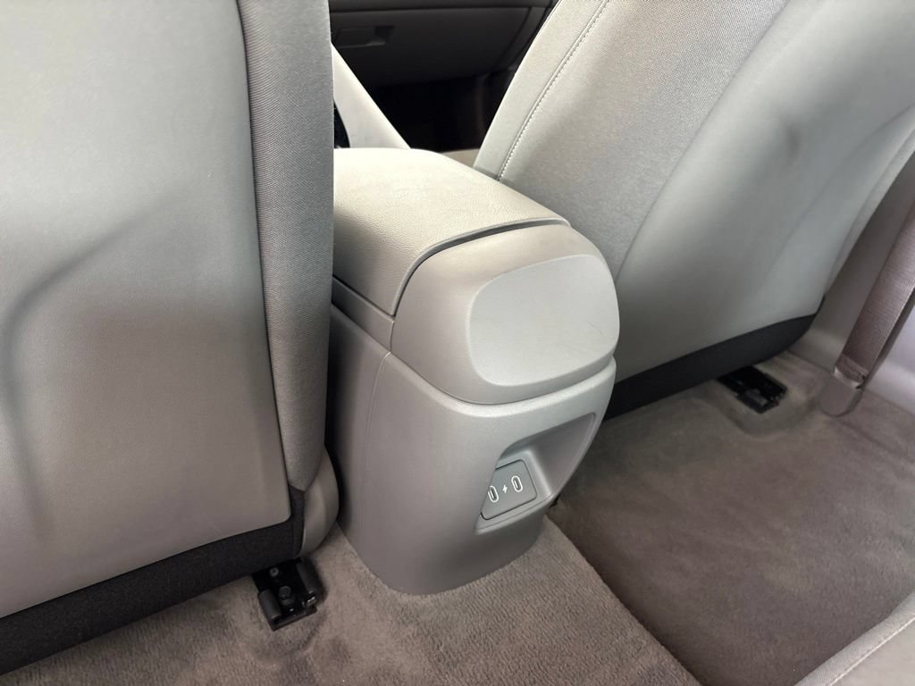 Certified 2025 Hyundai Elantra Hybrid FWD image 24