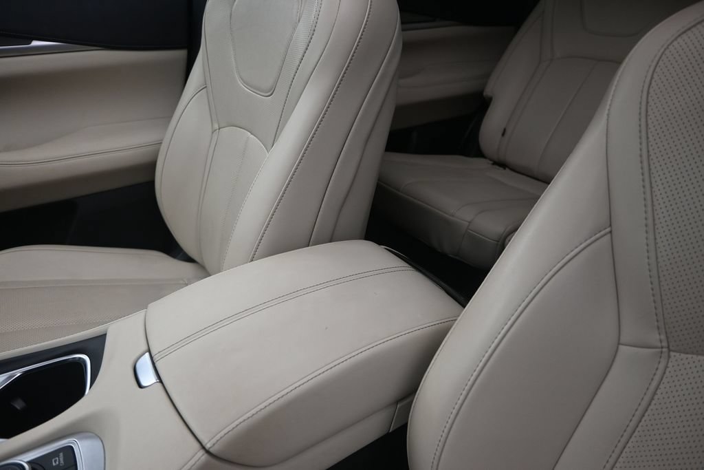 Used 2024 INFINITI QX60 Luxe FWD image 14