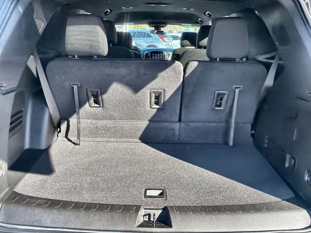 Certified 2023 Chevrolet Traverse LT FWD image 24