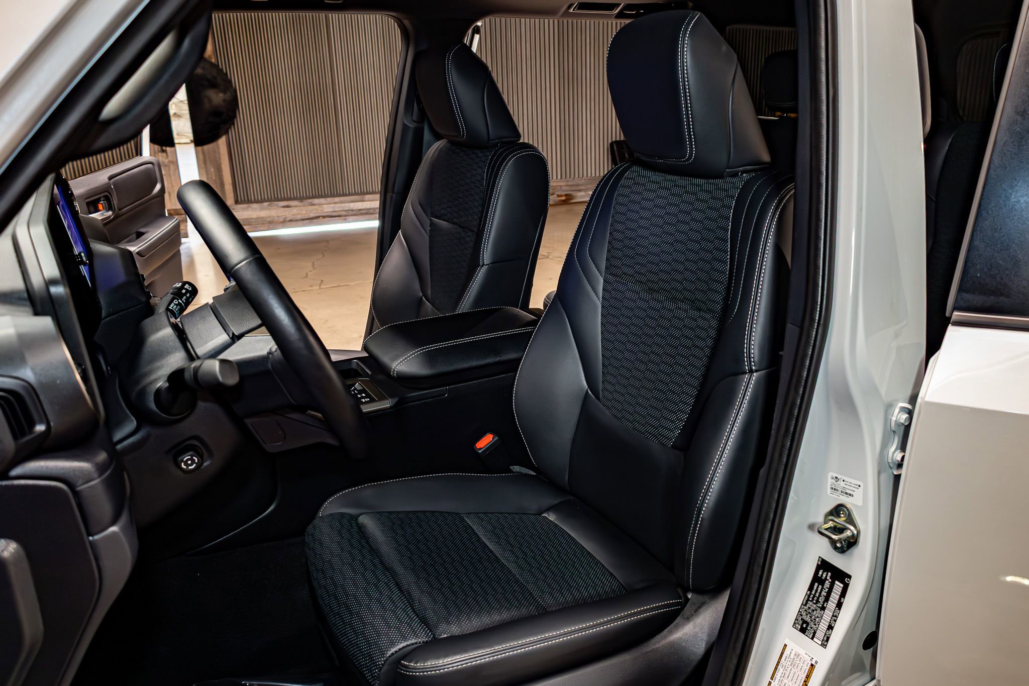 Used 2025 Toyota Land Cruiser w/ Premium Package AWD/4WD image 23