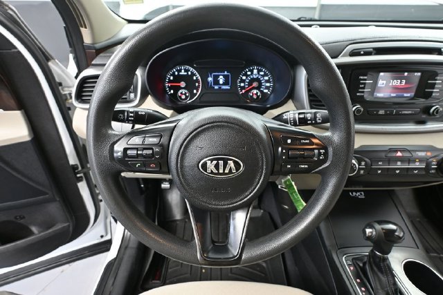 Used 2016 Kia Sorento LX FWD image 19