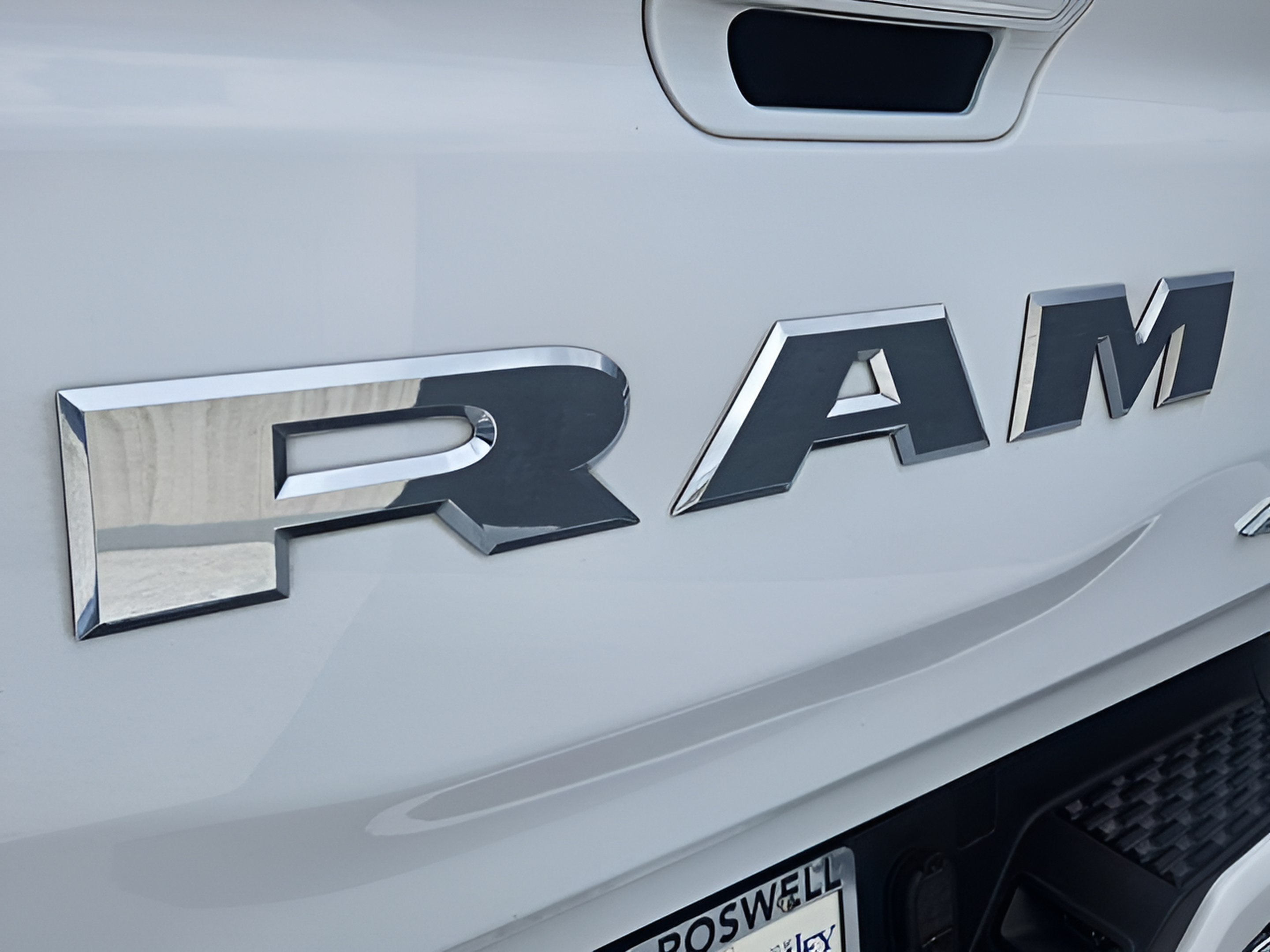 Used 2025 RAM 1500 Limited AWD/4WD image 43