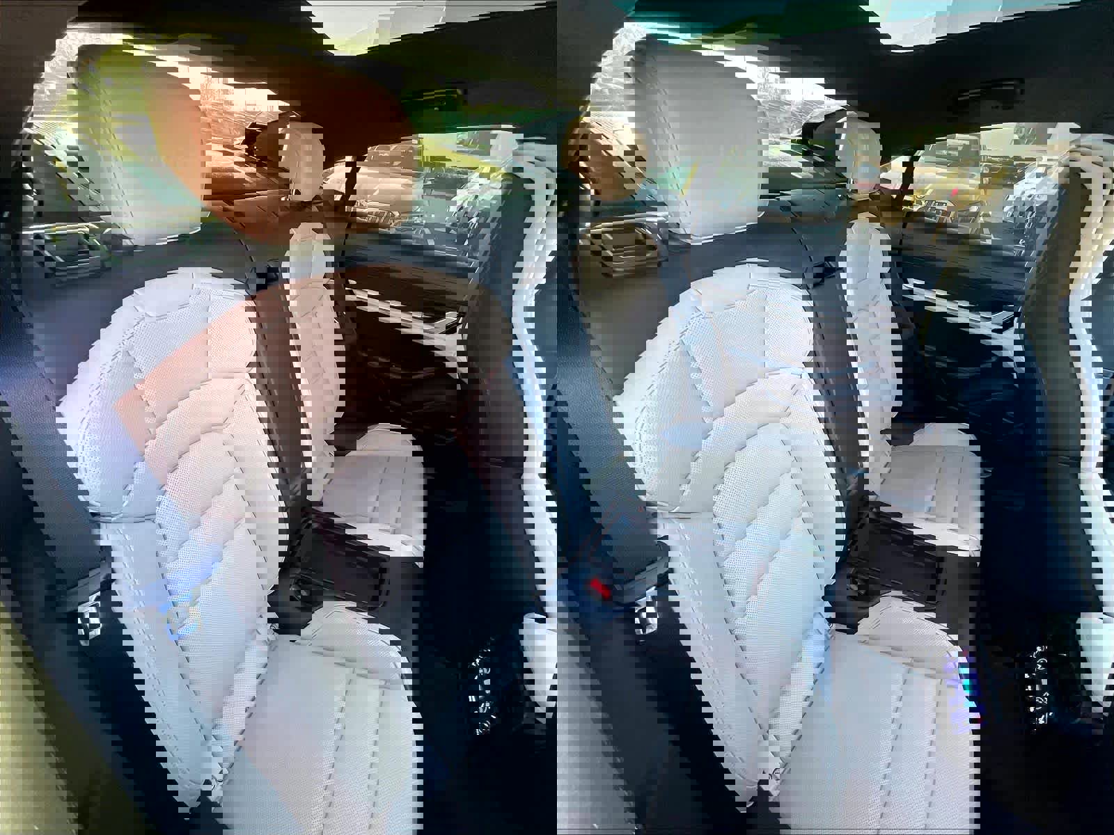 Used 2020 Porsche Taycan Turbo image 27