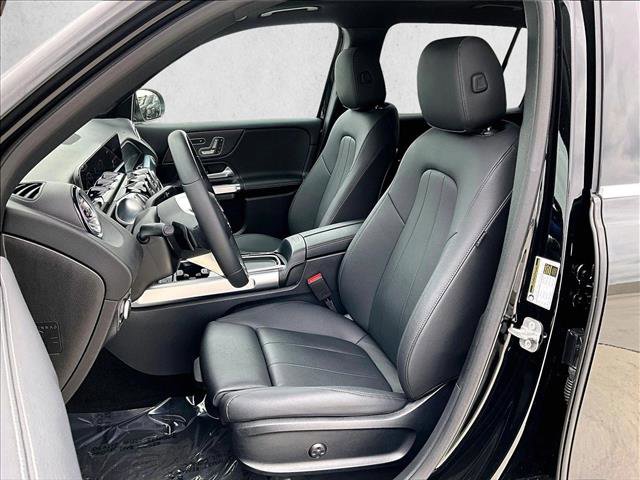 Used 2025 Mercedes-Benz GLB 250 image 27