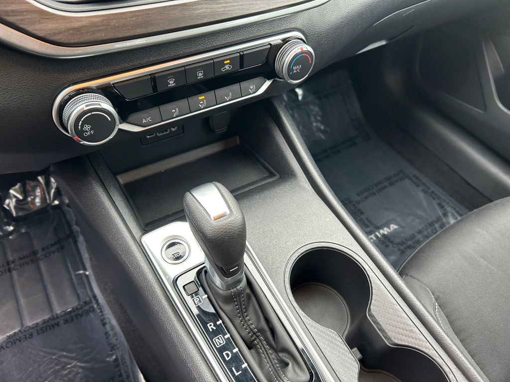Used 2025 Nissan Altima 2.5 SV image 20