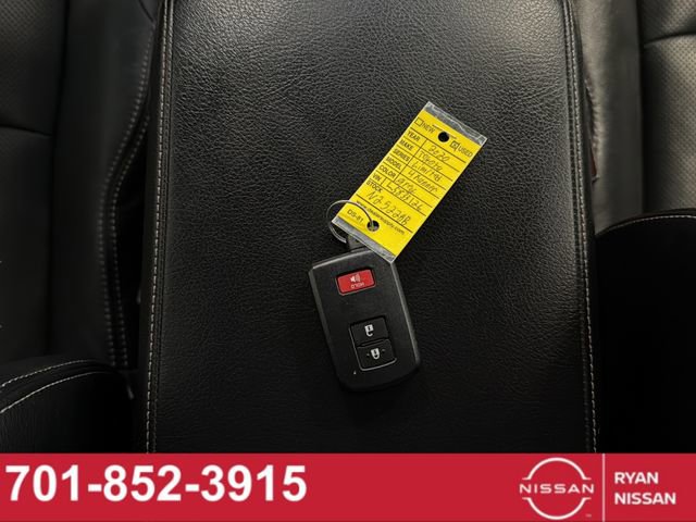 Used 2020 Toyota 4Runner Limited image 25