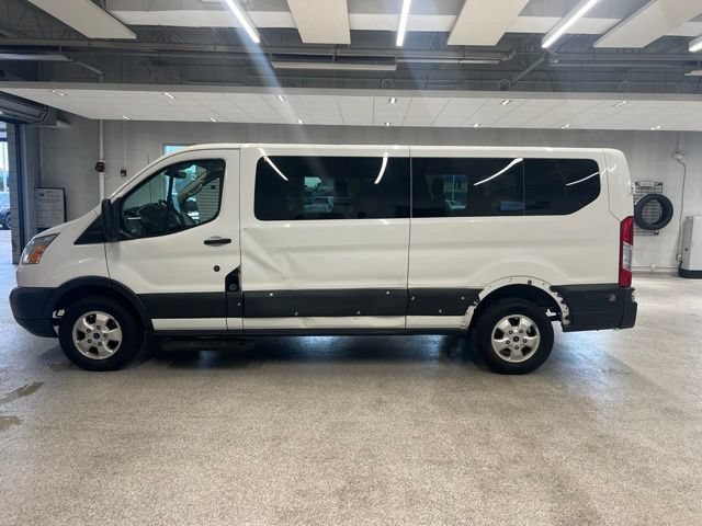 Used 2017 Ford Transit 350 XLT RWD image 11