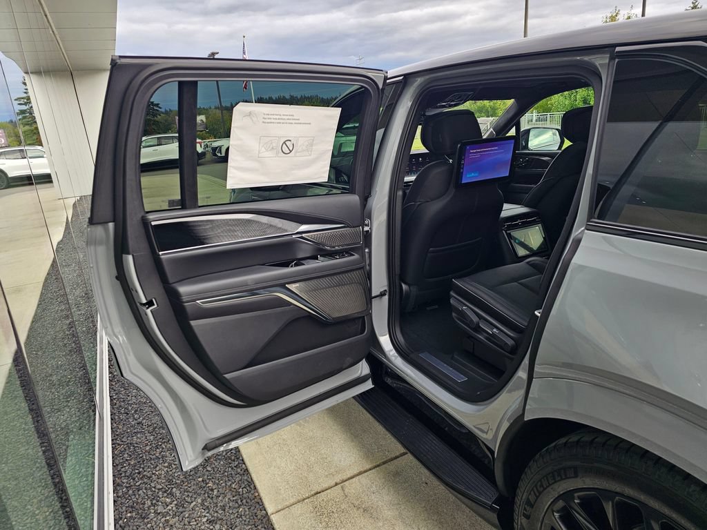 New 2026 Cadillac Escalade IQ Sport 2 w/ LPO, ONYX Package AWD/4WD image 16