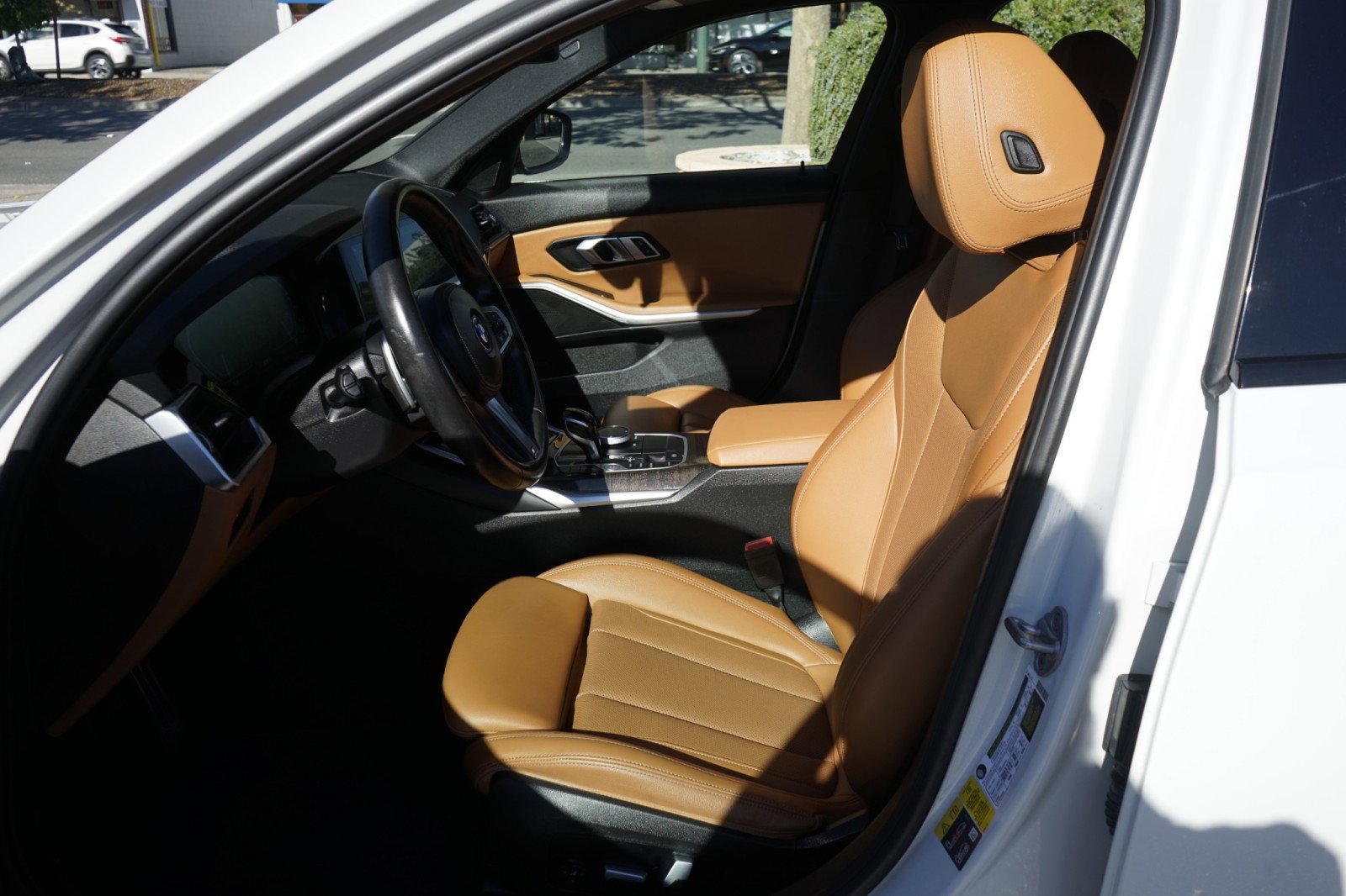 Used 2022 BMW 330e w/ M Sport Package image 16