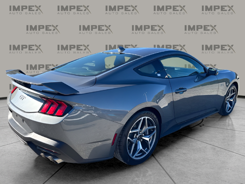 Used 2024 Ford Mustang GT Premium w/ GT Performance Package RWD image 5