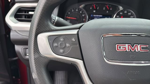 Used 2023 GMC Acadia SLE w/ Driver Convenience Package FWD image 23