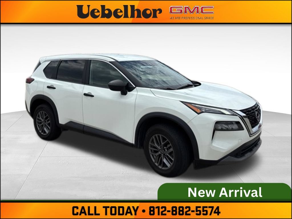 Used 2023 Nissan Rogue S AWD/4WD image 4