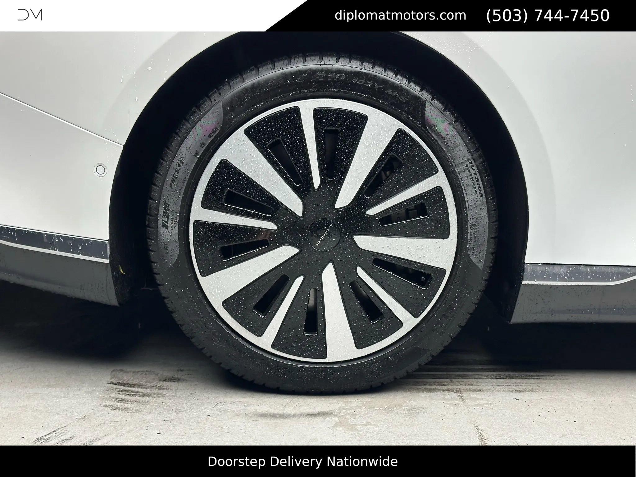 Used 2024 Lucid Air Touring image 35