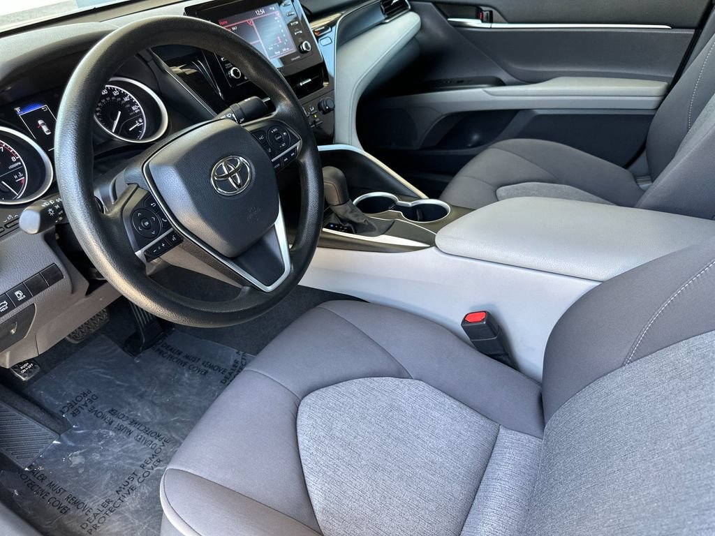Used 2021 Toyota Camry LE w/ Convenience Package FWD image 9