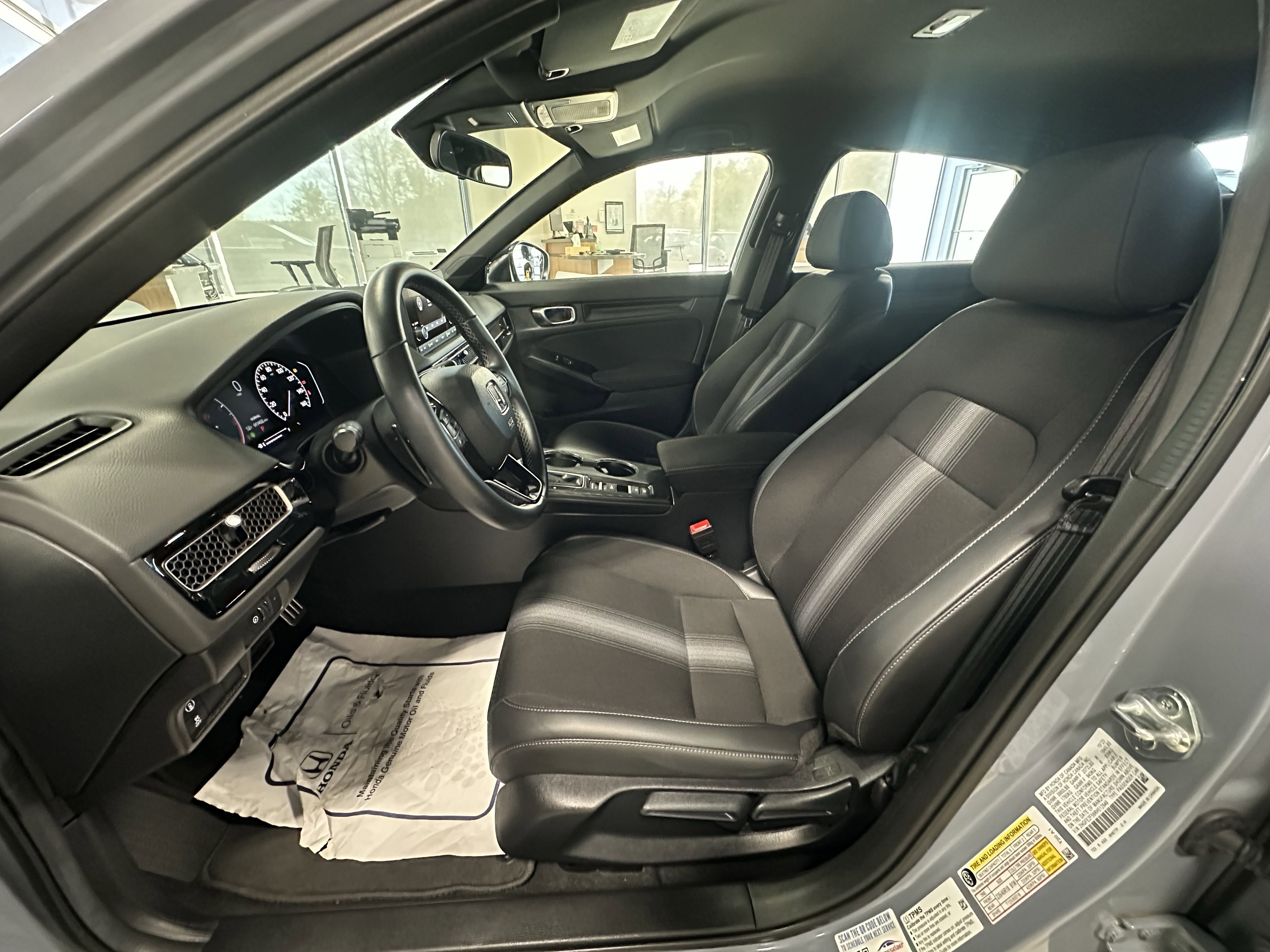 Used 2024 Honda Civic Sport image 7