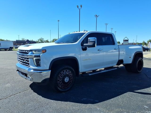 Used 2021 Chevrolet Silverado 3500 LTZ w/ LTZ Plus Package AWD/4WD image 3