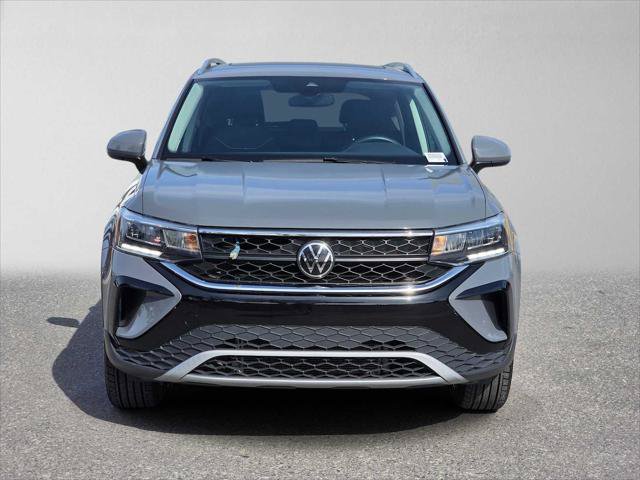 Used 2024 Volkswagen Taos SE AWD/4WD image 8