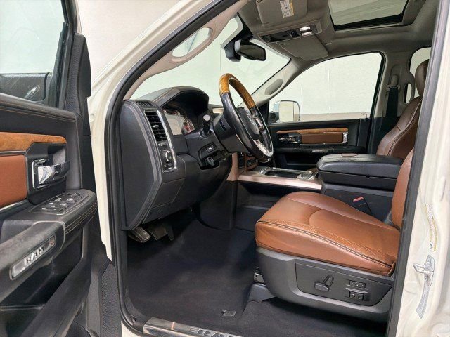 Used 2017 RAM 3500 Laramie Longhorn AWD/4WD image 11