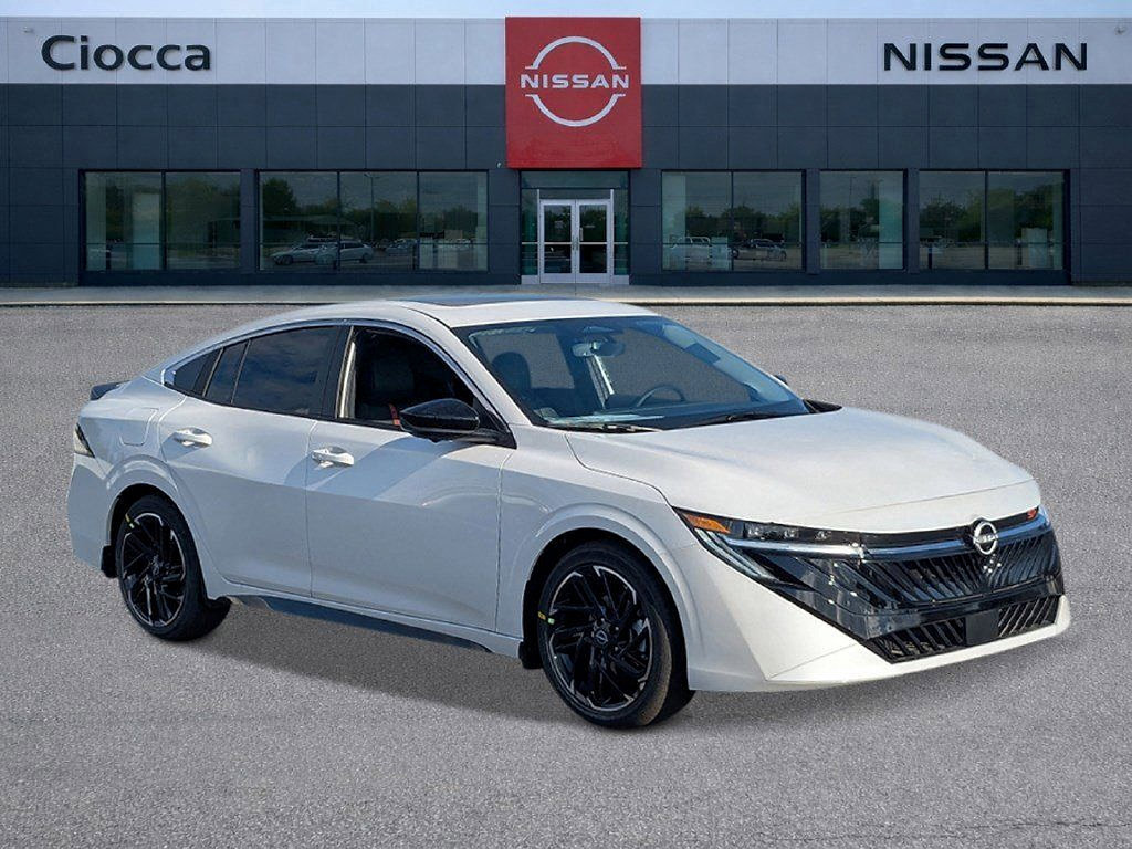 New 2026 Nissan Sentra SR w/ SR Premium Package FWD image 7