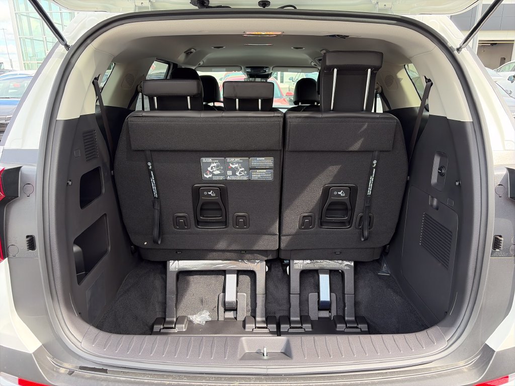 New 2027 Kia Carnival FWD image 7