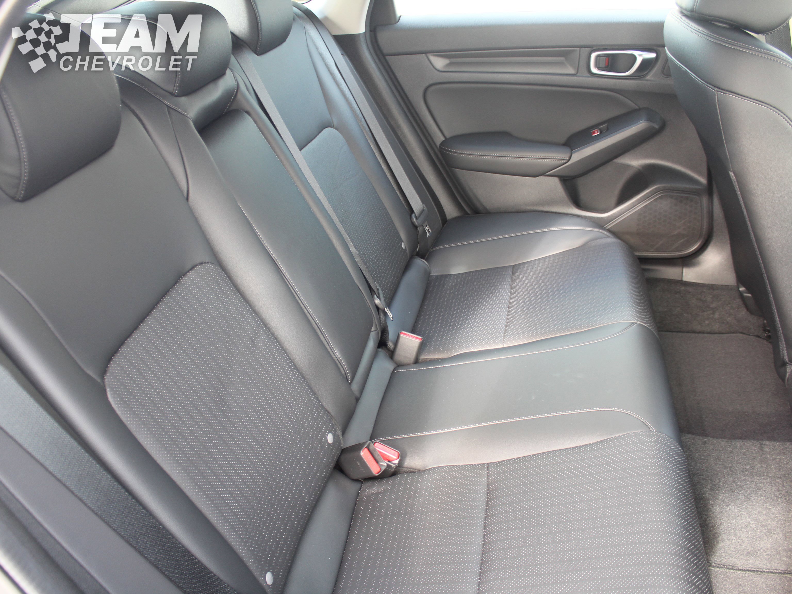 Used 2022 Honda Civic EX-L image 25