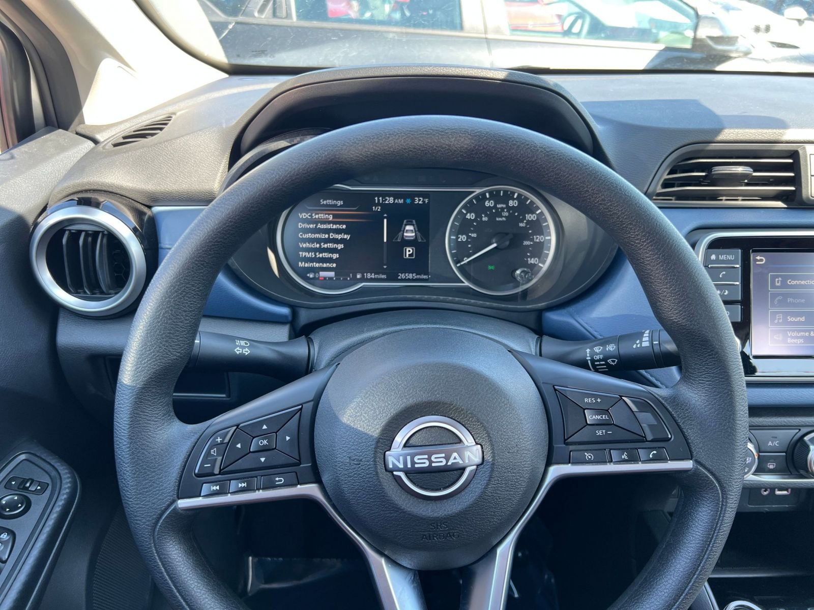 Used 2025 Nissan Versa SV FWD image 32