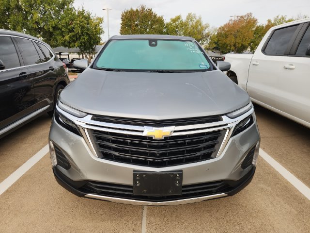 Used 2024 Chevrolet Equinox LT FWD image 2