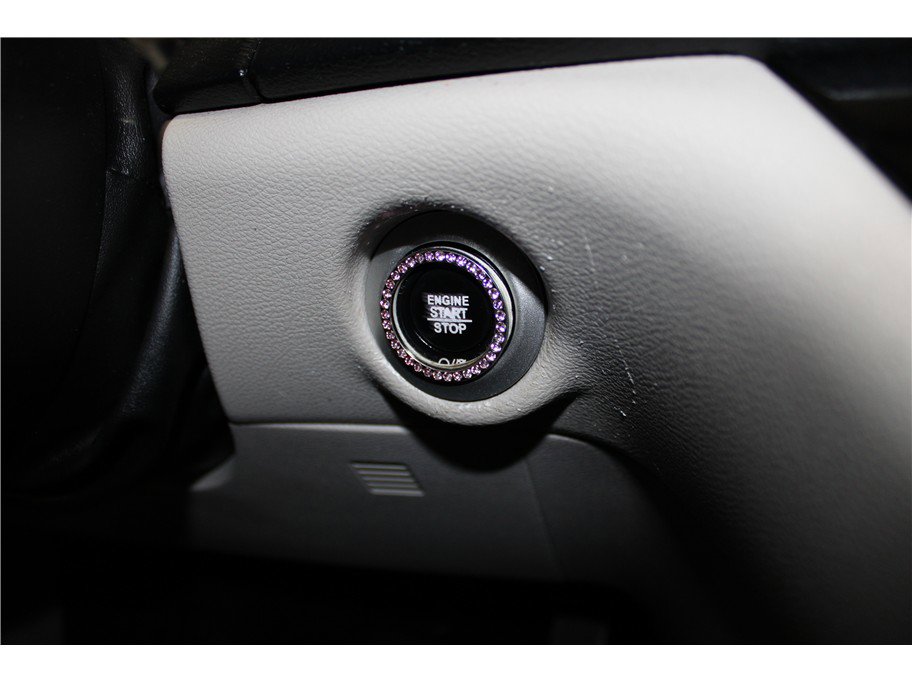 Used 2021 Chrysler Voyager Lxi image 32